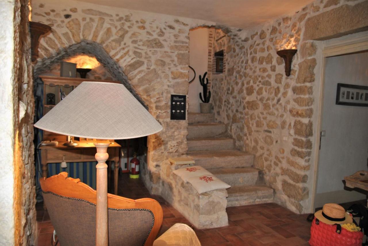 B&B Milleunapietra Romantic Guest House Ausonia Eksteriør bilde