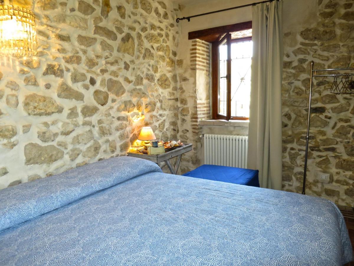 B&B Milleunapietra Romantic Guest House Ausonia Eksteriør bilde