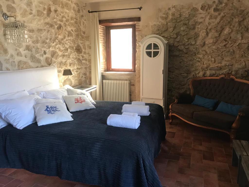 B&B Milleunapietra Romantic Guest House Ausonia Eksteriør bilde