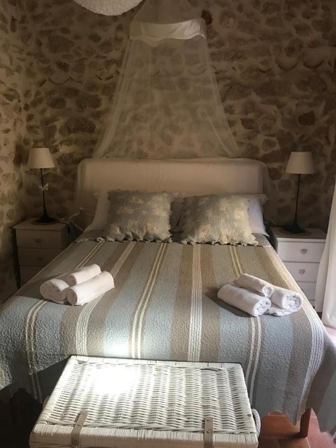 B&B Milleunapietra Romantic Guest House Ausonia Eksteriør bilde