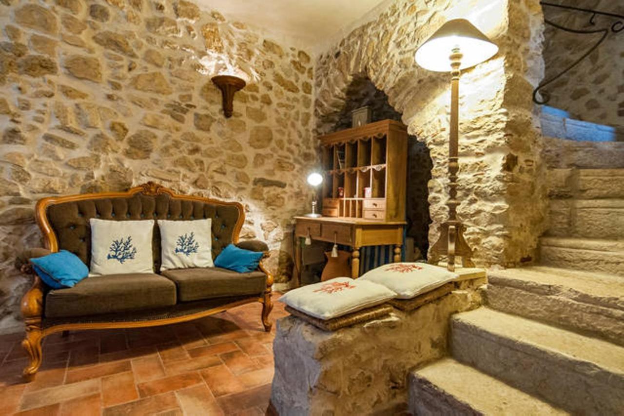 B&B Milleunapietra Romantic Guest House Ausonia Eksteriør bilde